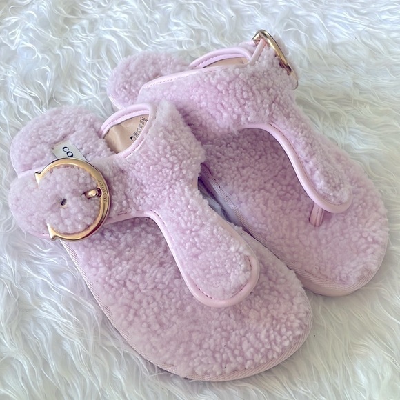 Brand New Coach Pink Shearling Hollie Flip Flop Sandal Plush Buckle Slides - Picture 2 of 16